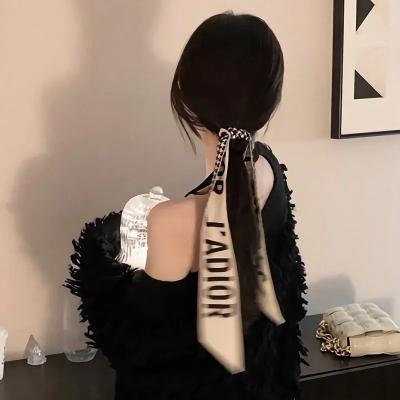 夭寿了她老公儿子是凤凰